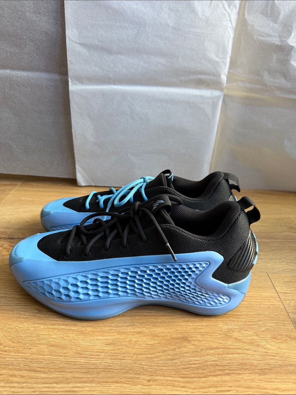 Men’s Anthony Edwards 1 Low “Nick’s Gift” Sneakers in Sky Blue and Black Sz 11